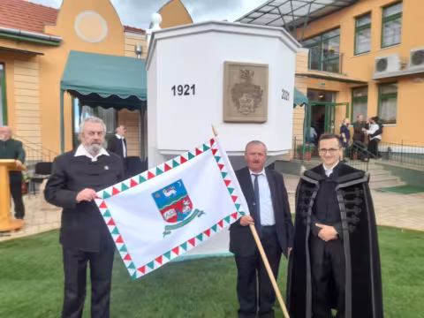 Zászlóavatás-Kisszántó
